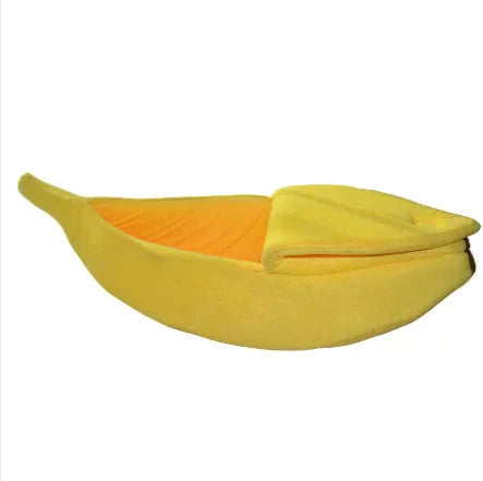 Banana Pet Bed – Cozy Sleeping Bag for Cats & Dogs Trendverse Market